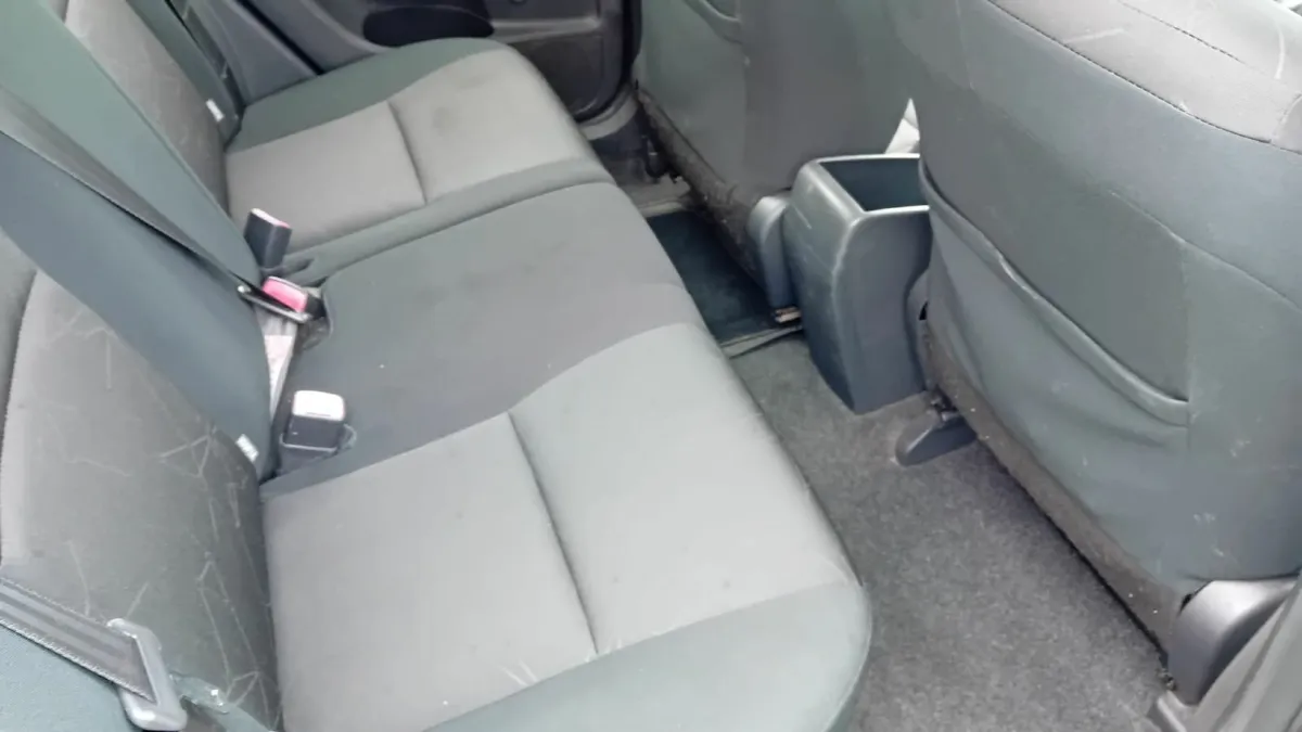 Toyota Auris 2007 - Image 3