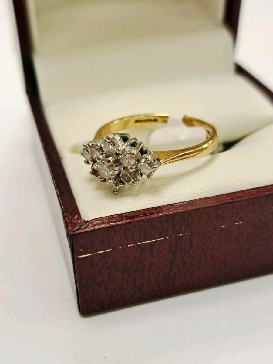 18K Gold Diamond Ring 18CT - Image 2