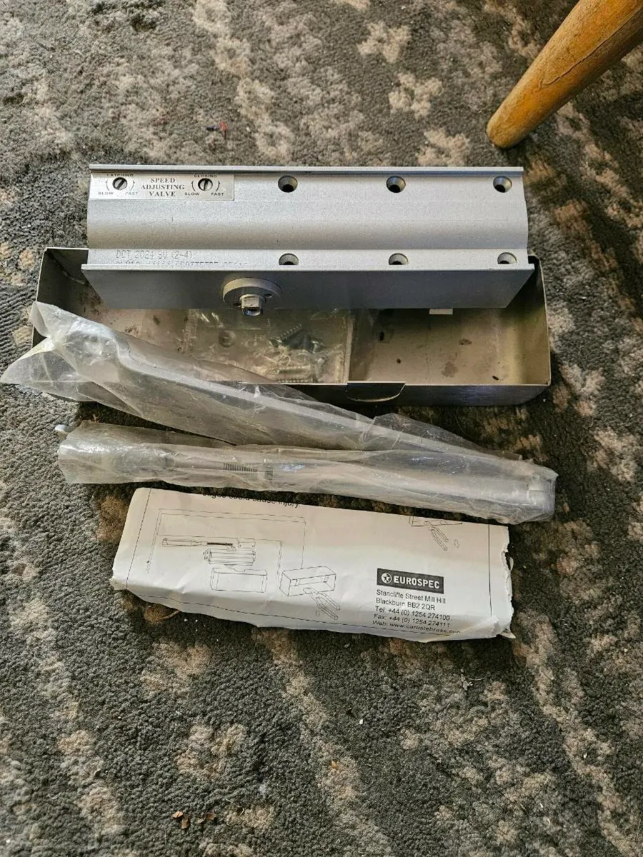 Eurospec overhead door closer - Image 1