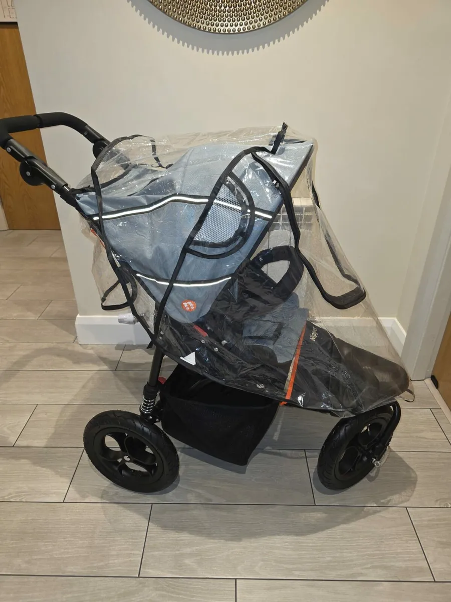 Out N About V5 single stroller - Image 4
