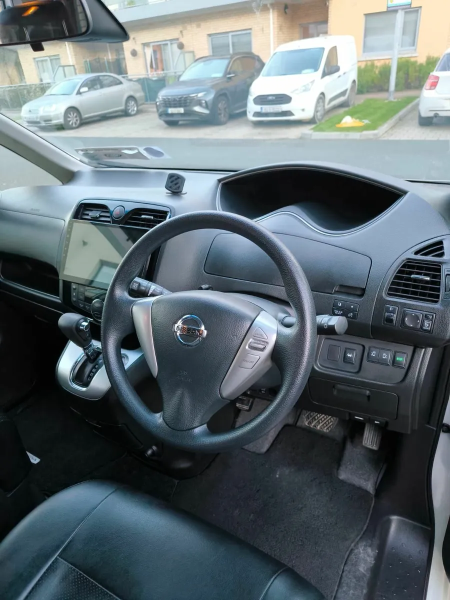 Nissan Serena 2015 - 8 seats - 2.0 Hybrid - Image 1