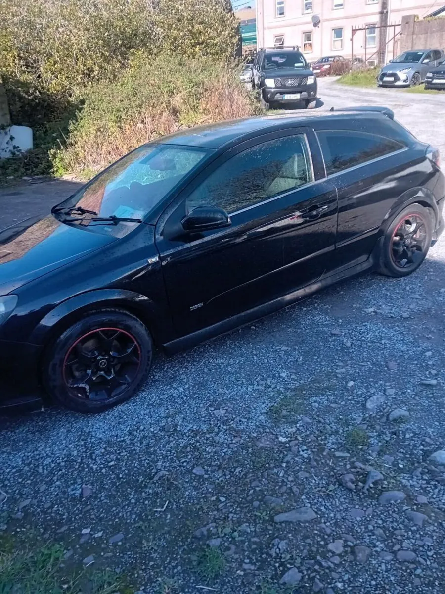 2009 astra 1.4 petrol.new nct 11 26 taxed 11 25 - Image 4