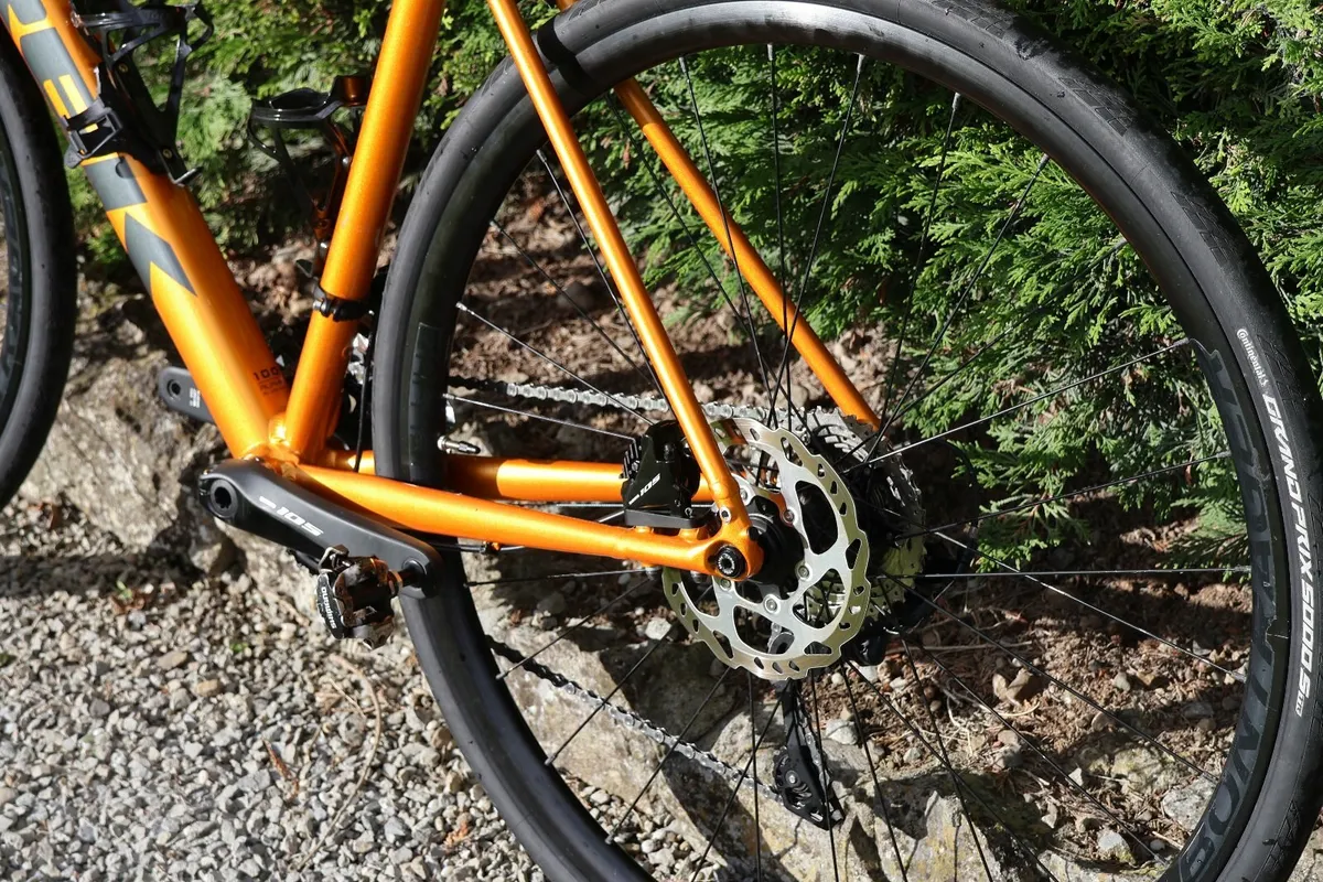 Trek Domane AL 5 Road Bike (54cm) - Image 4