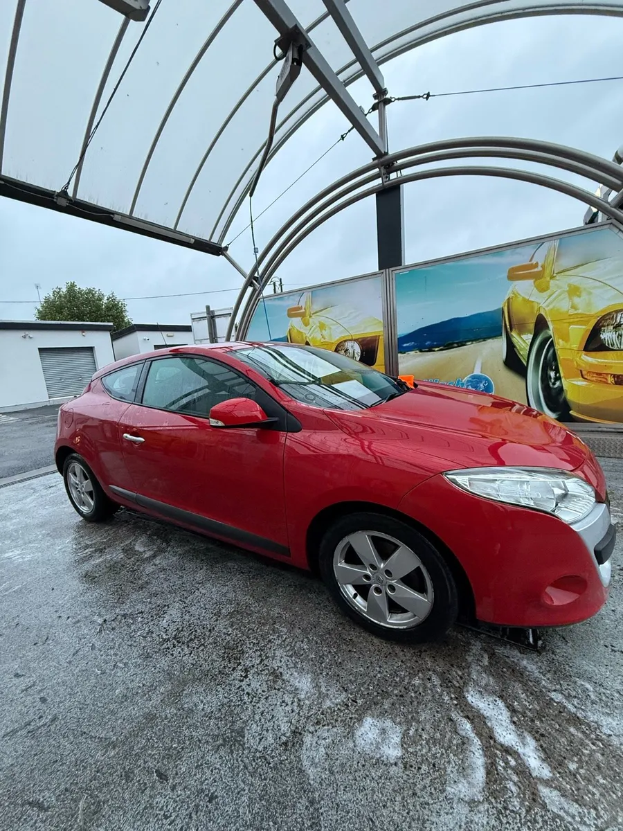 Megane Coupe - Image 2