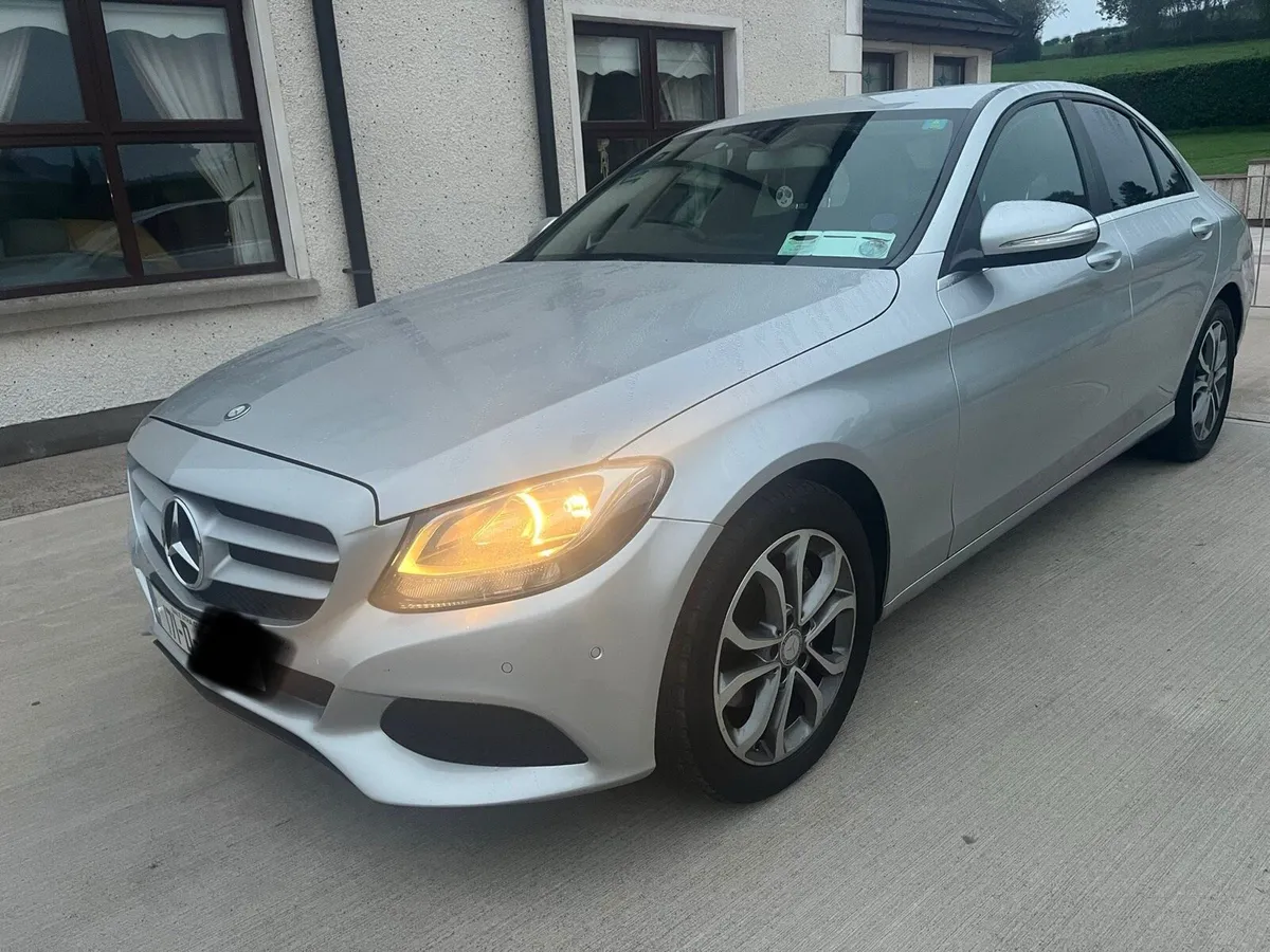 17 Mercedes C220 - Image 3