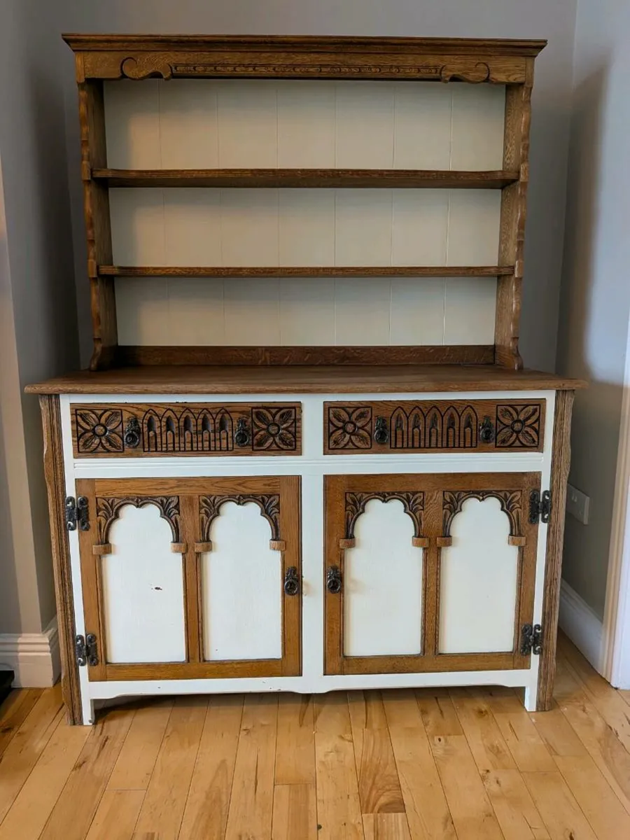 Welsh Dresser - Image 1