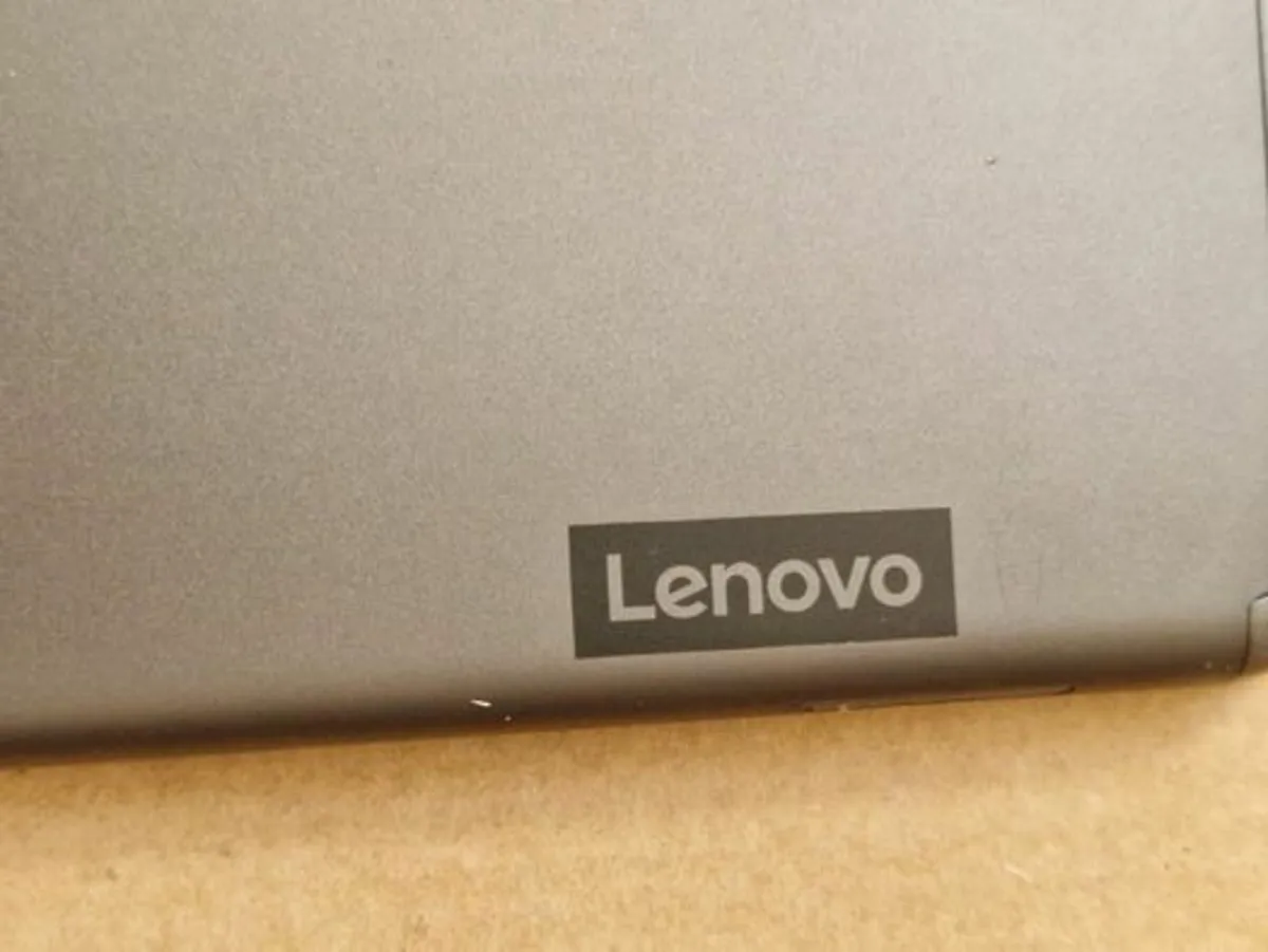 Lenovo 7 inch Tablet Model TB-8505F 32GB Exc cond - Image 3