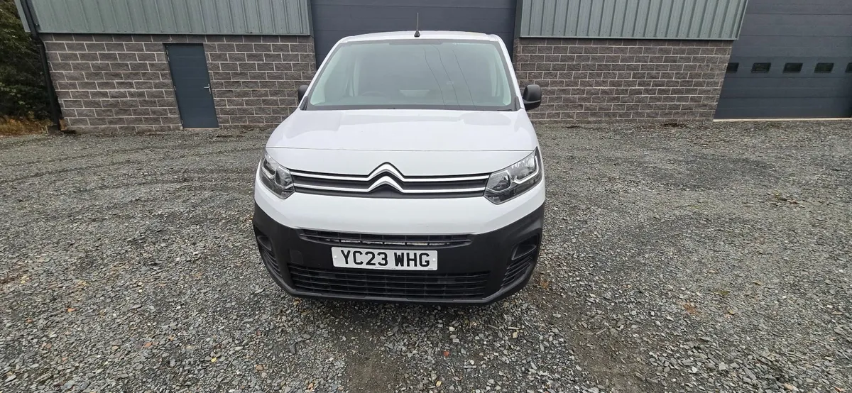 Citroen Berlingo 2023 - Image 1