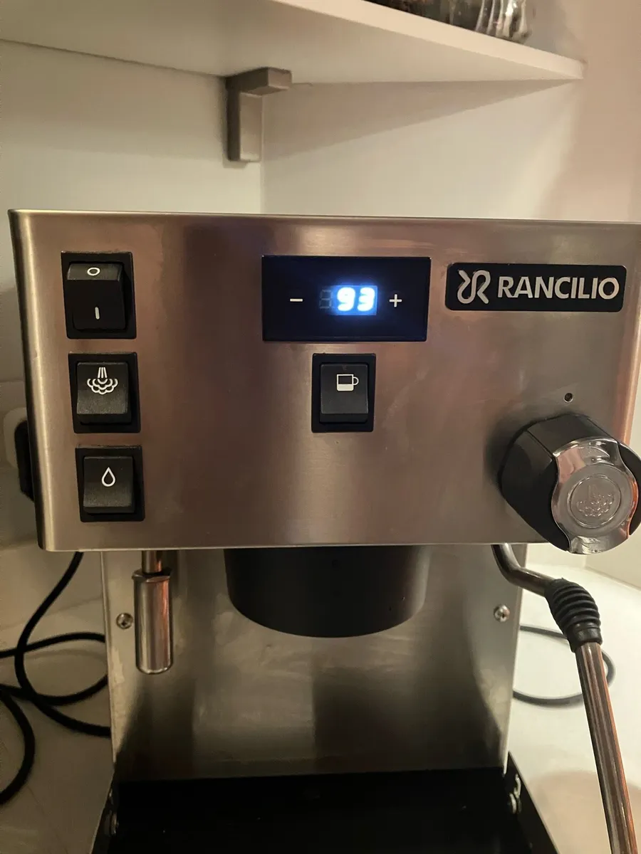 Home coffee set up: Rancilio Silvia Pro - Image 2