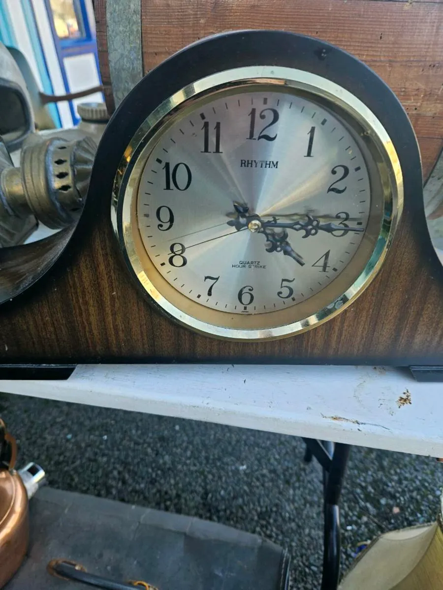 Vintage Mantle Clock - Image 2