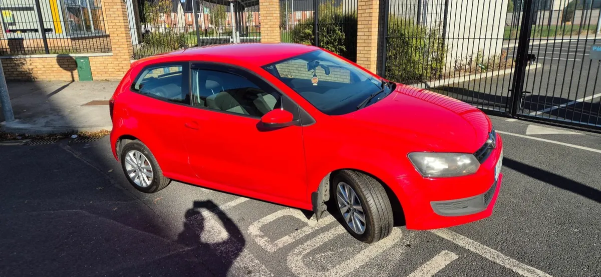 Volkswagen Polo 2011 - Image 1