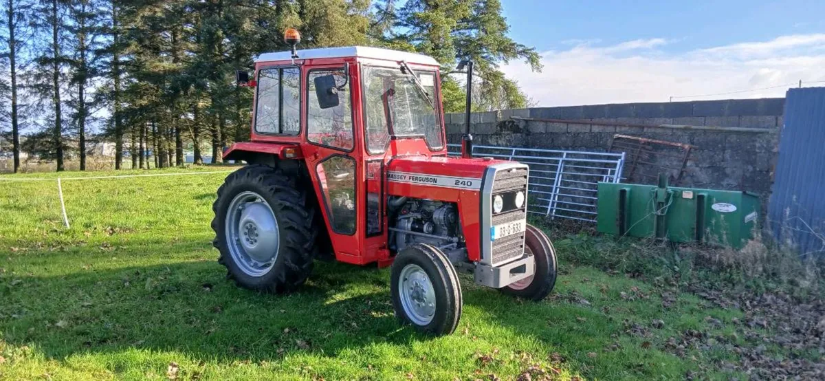 Massey Ferguson 240 - Image 1