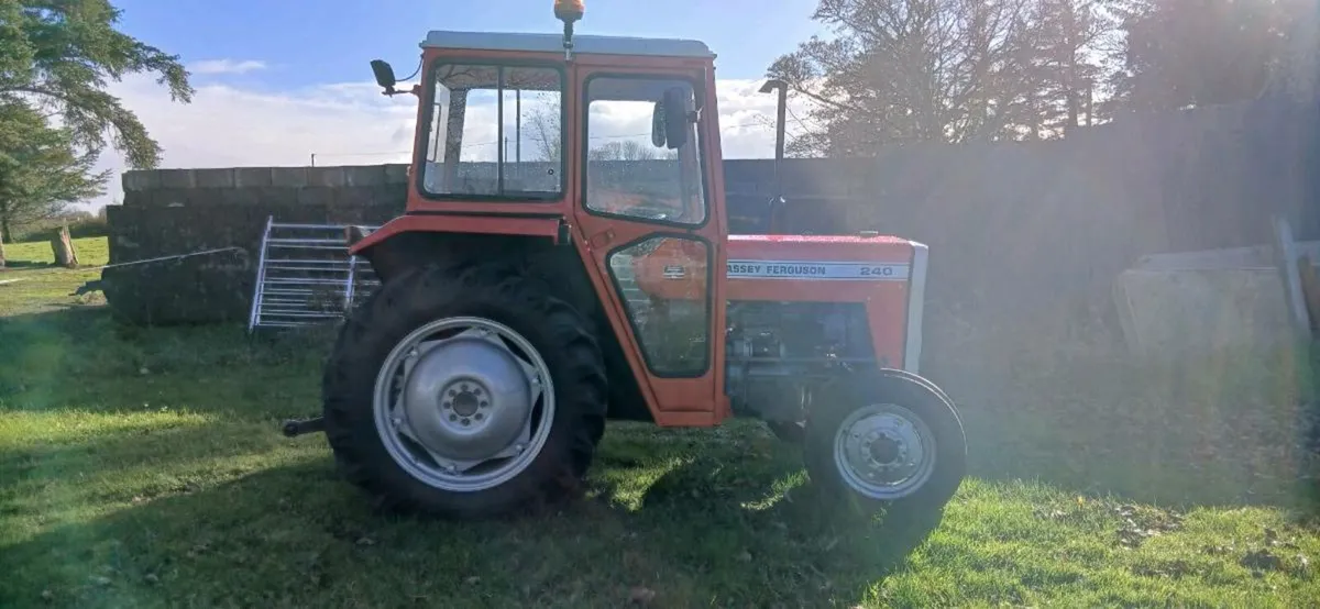 Massey Ferguson 240 - Image 3