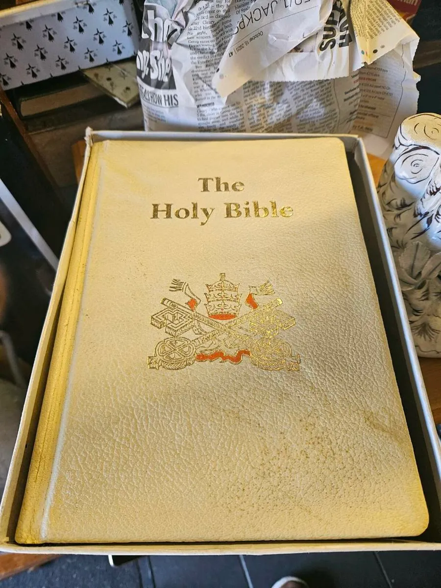 Vintage Holy Bible - Image 1