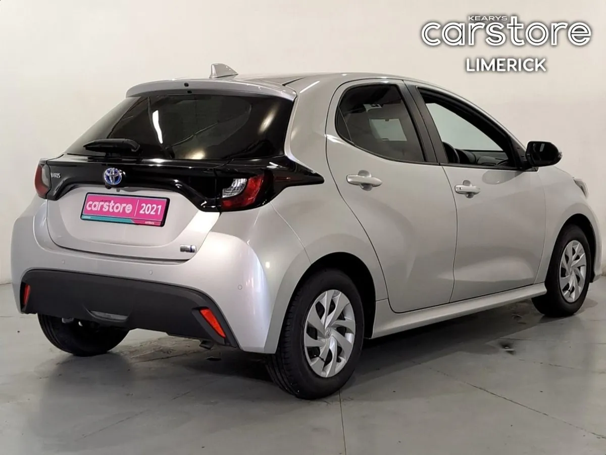 Toyota Yaris 1.5 Hybrid - Image 3