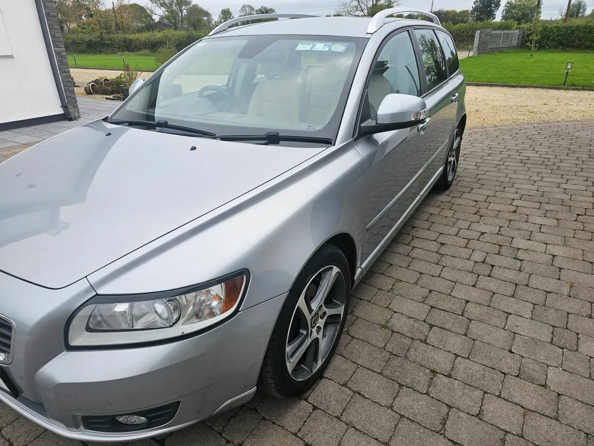 Volvo V50 2011 Low Mileage - Image 3