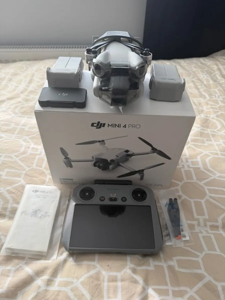 dji mini 4 pro fly combo - Image 1