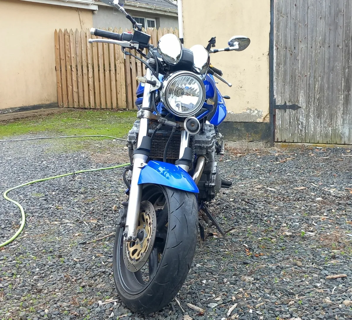 Suzuki Bandit 600_ 2001 - Image 4
