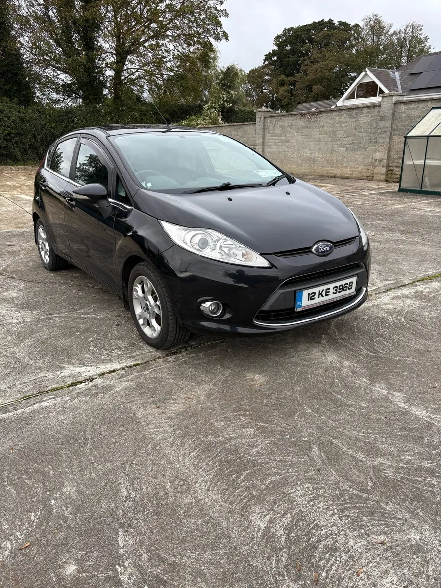 2012 Ford Fiesta - Image 1