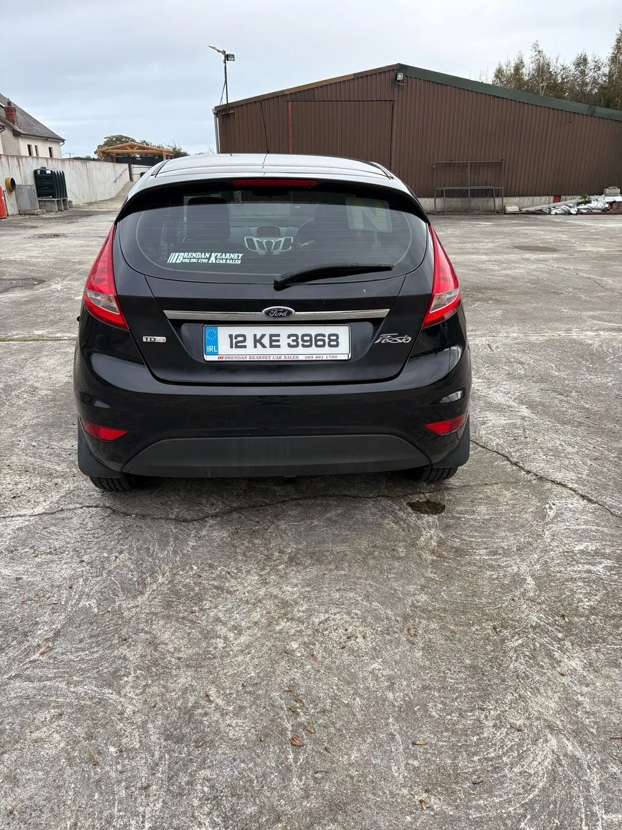 2012 Ford Fiesta - Image 3