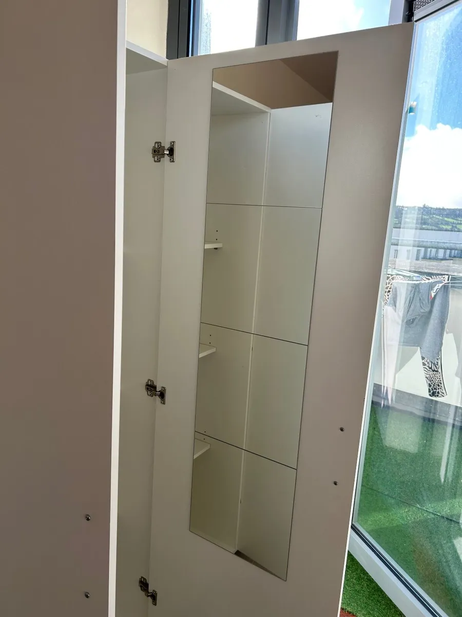 Wardrobe - Image 3