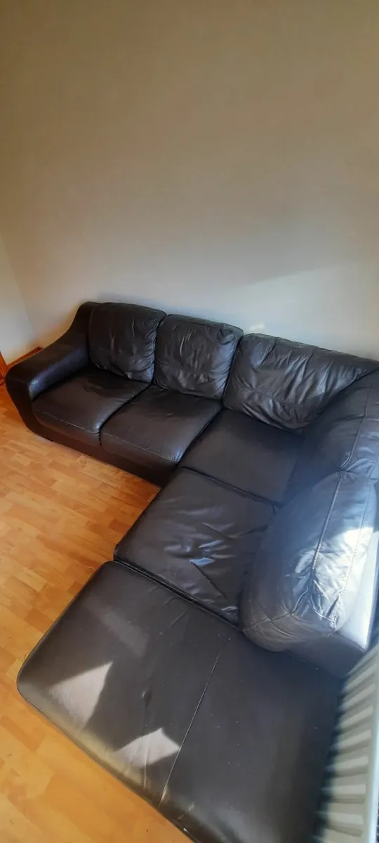 leather corner sofa - Image 1