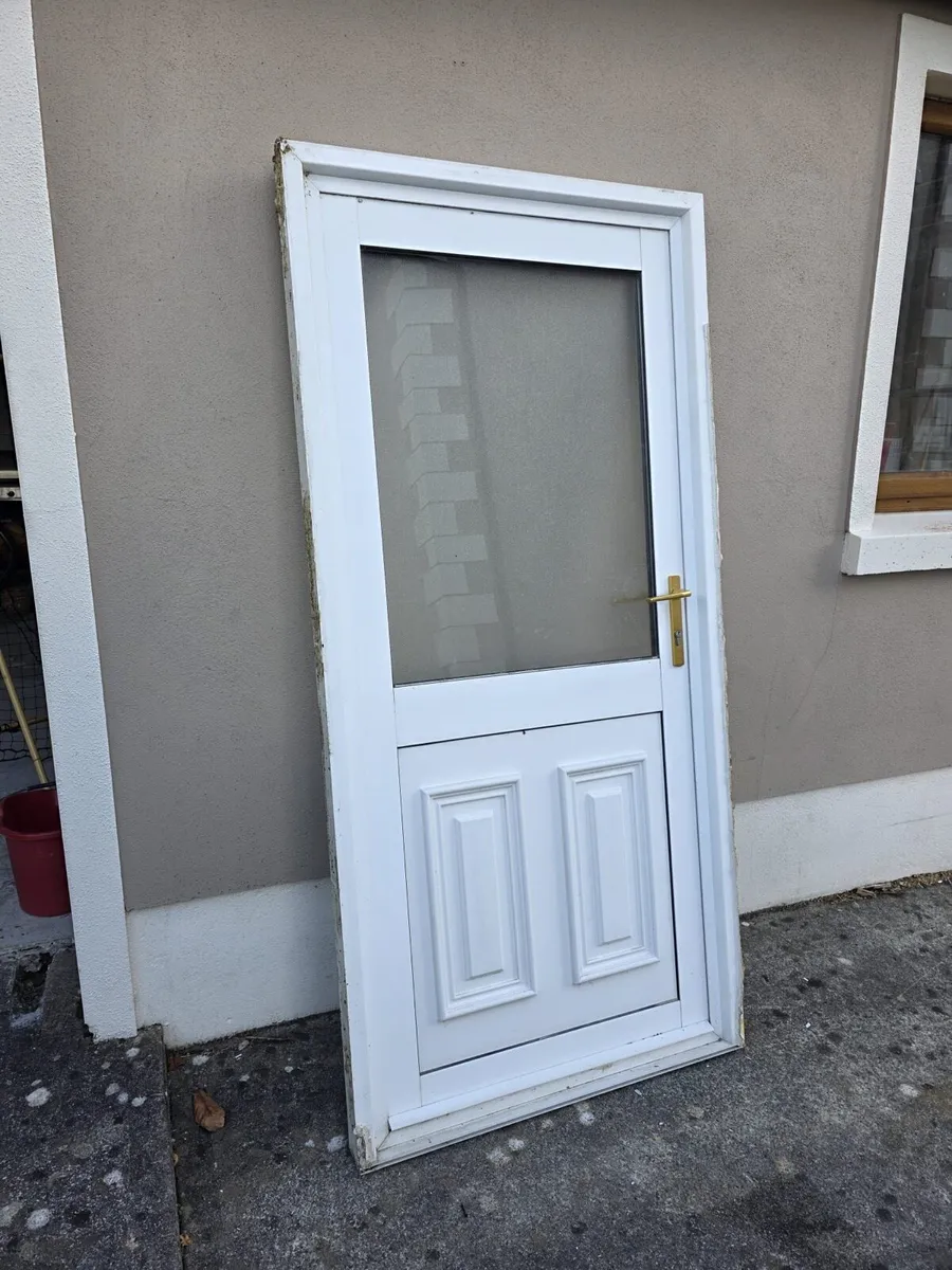 2 double glazed windows and 1 aluminium door - Image 1