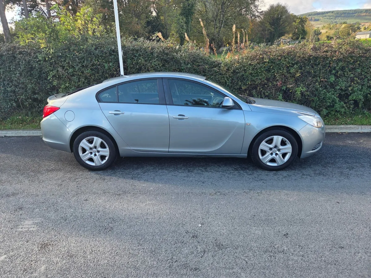 2012 Opel Insignia NCT 03/26 - Image 2