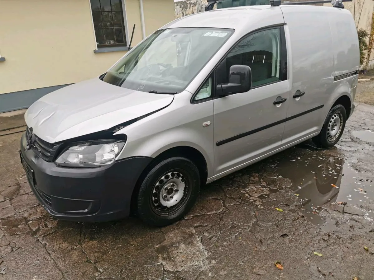 15 VW Caddy - Image 4