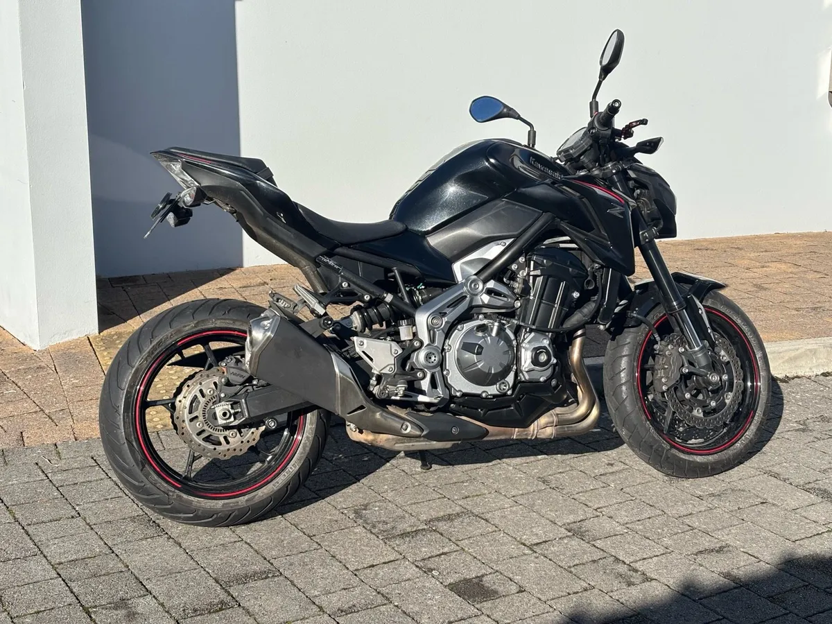 Kawasaki Z900 - Image 2
