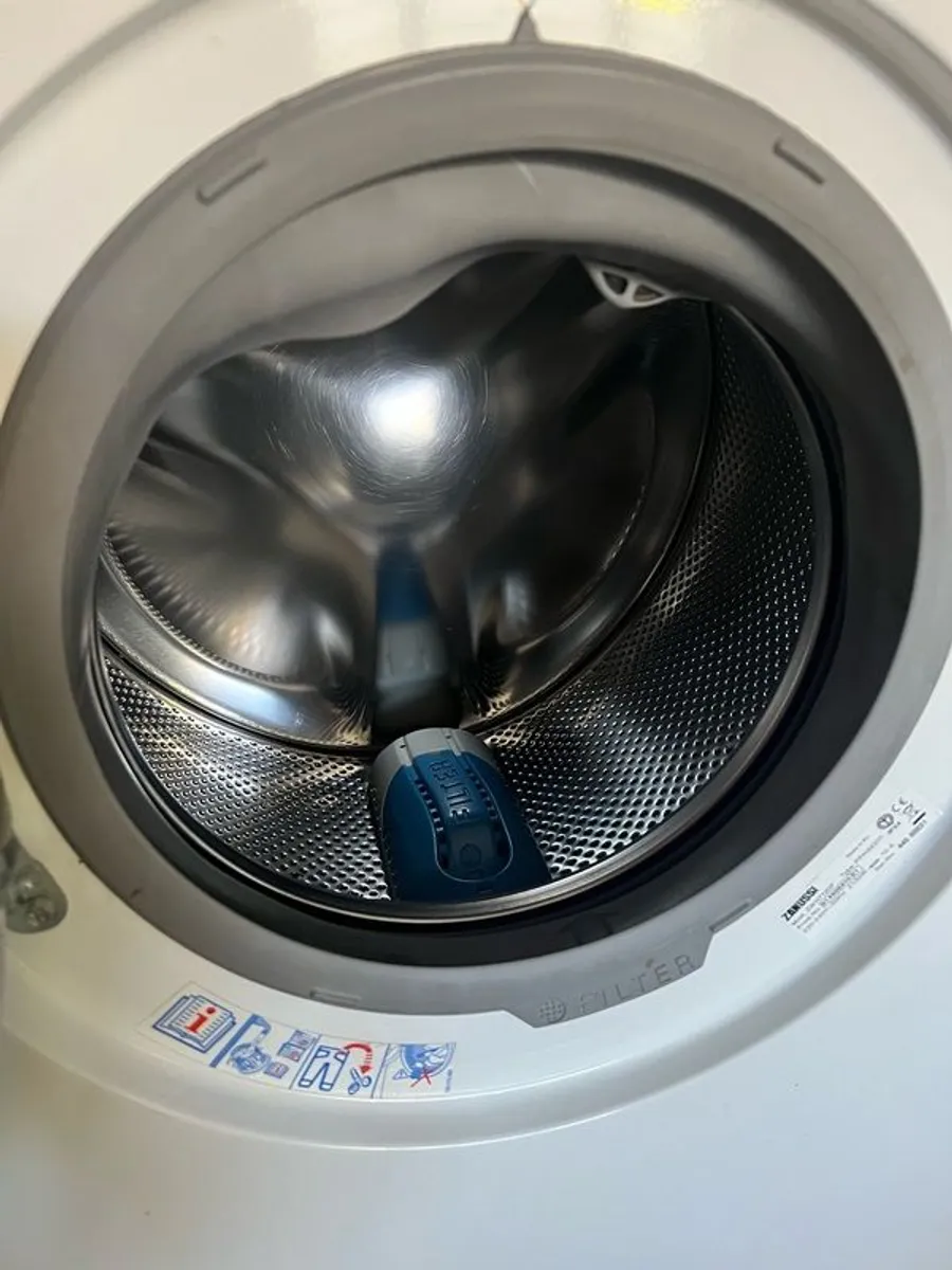 Zanussi washing machine - 7kg - Image 2