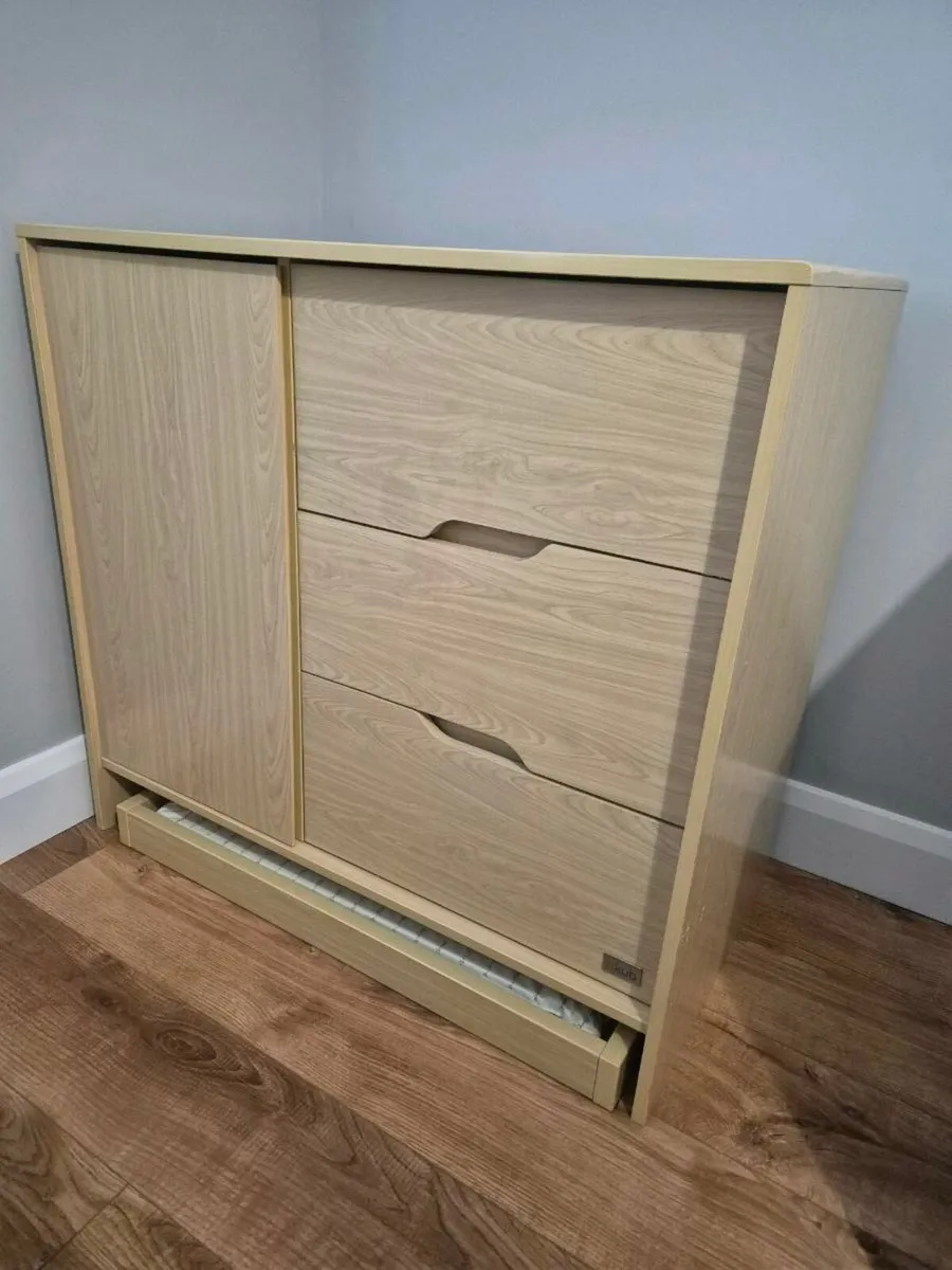 Kub Baby Changing Unit - Image 2