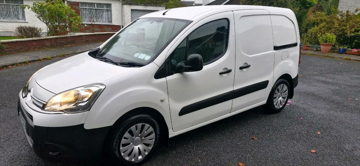 2015 Berlingo - Image 2
