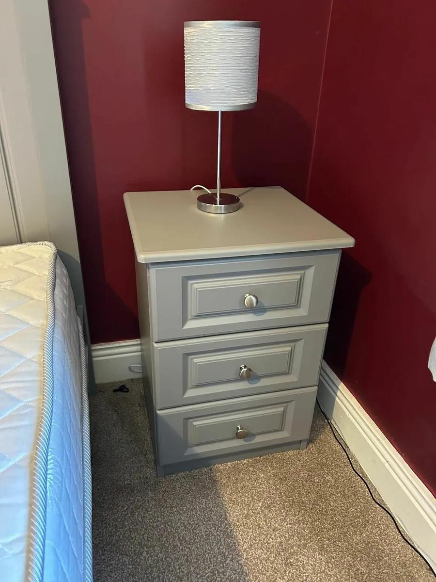 Complete Grey Bedroom Furniture Set - BARGAIN - Image 2