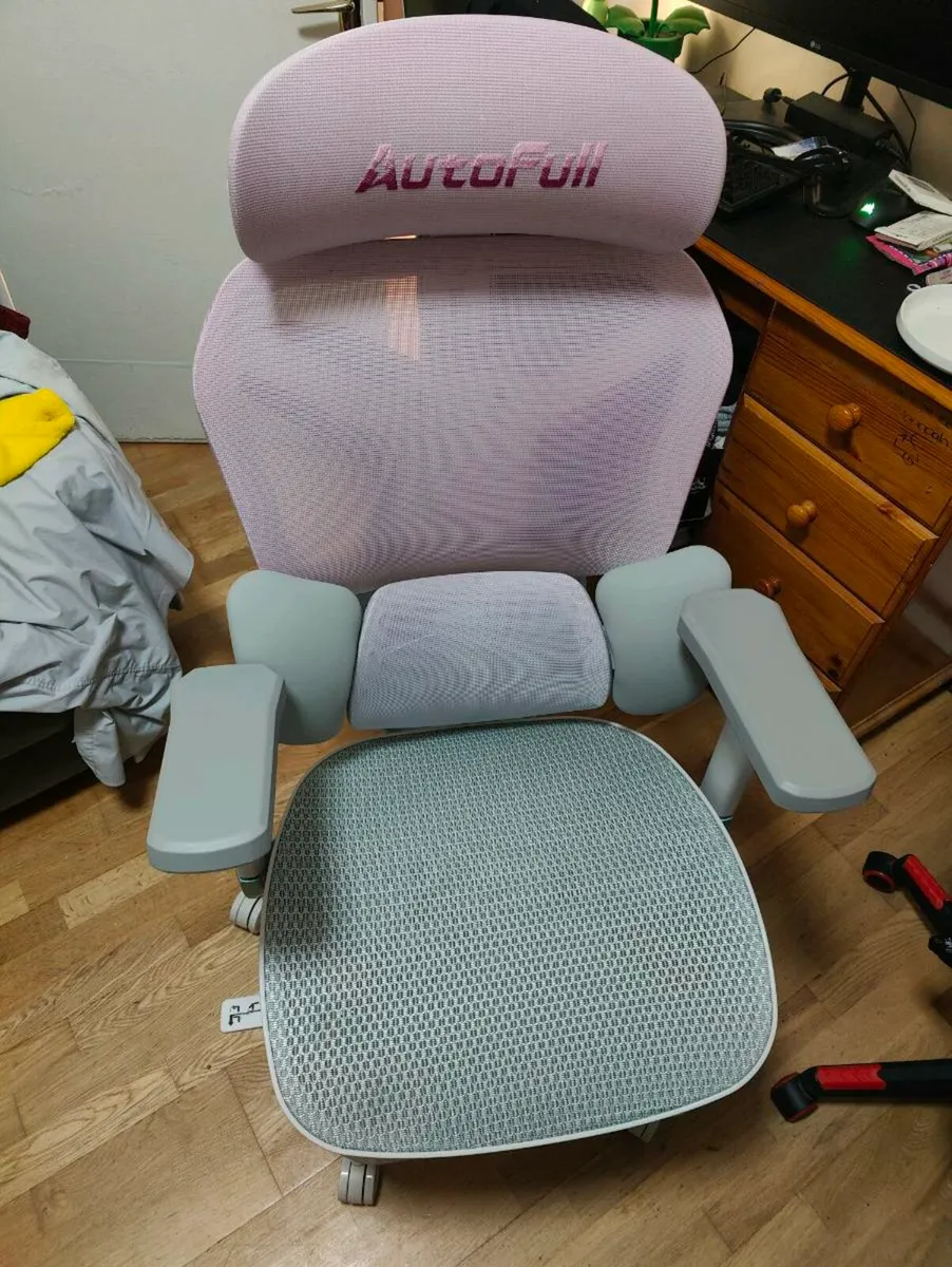 AutoFull G7 Ergonomic Gaming Chair - Image 1