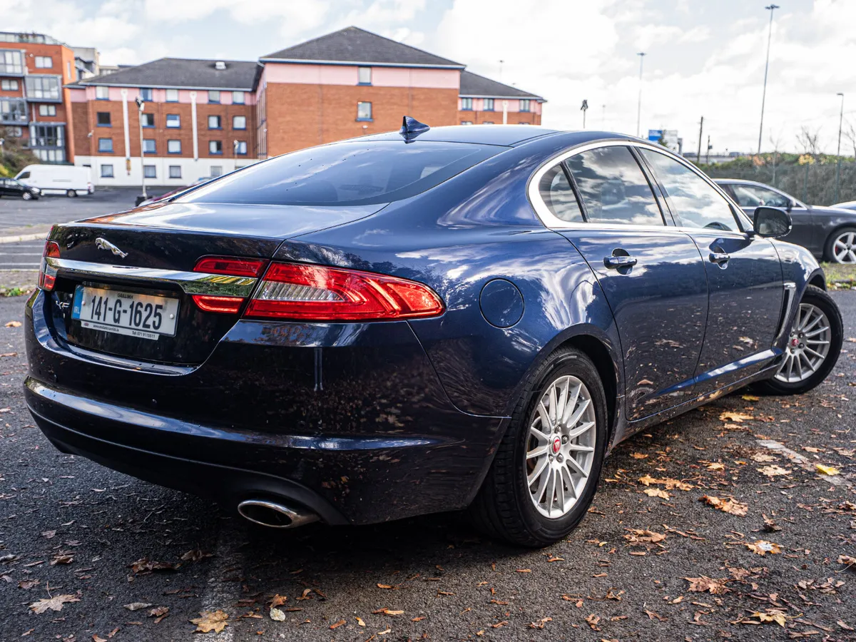 Jaguar XF 2014 - Image 2