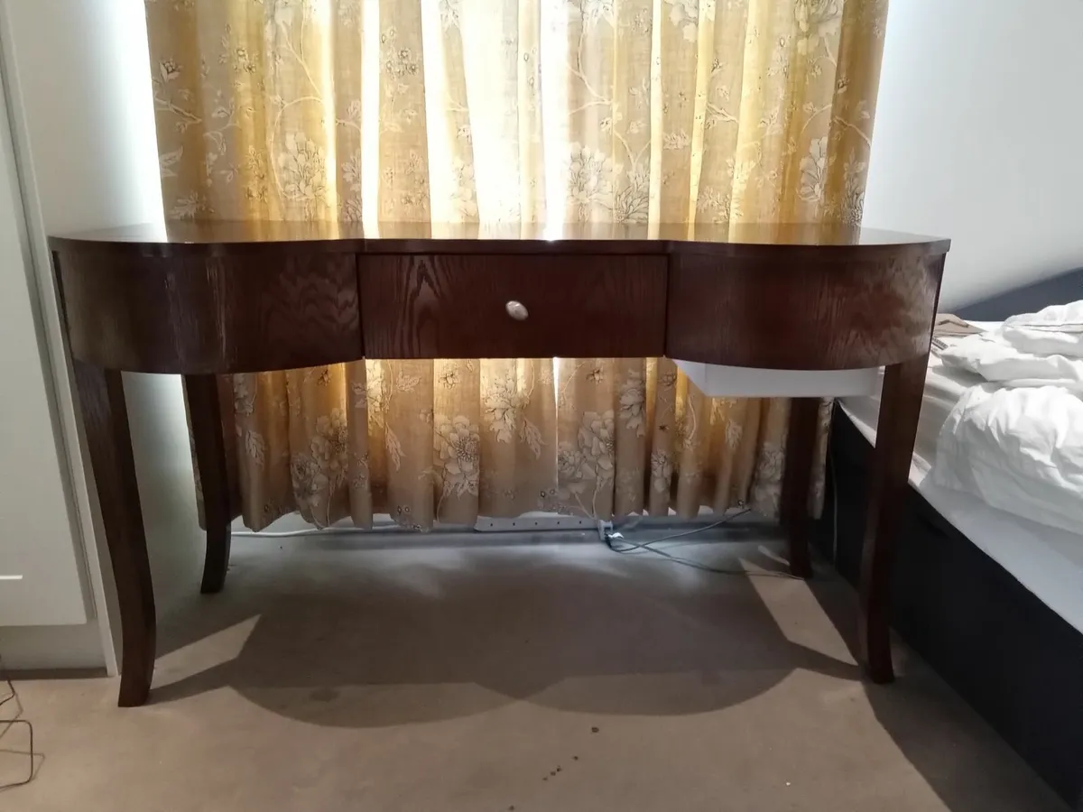Hall/ bedroom table - Image 2