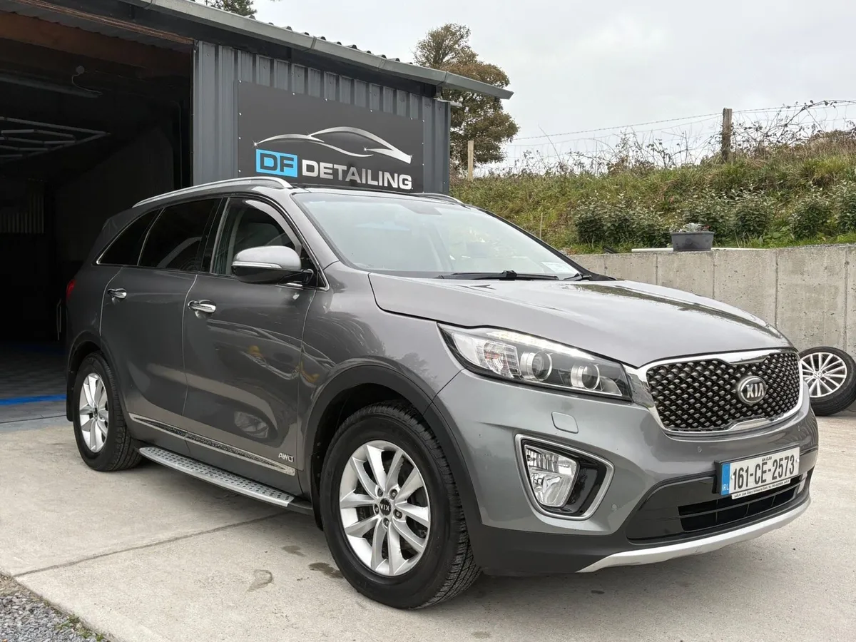 KIA SORENTO PLATINUM 2.2 CRDI 200 BHP - Image 1