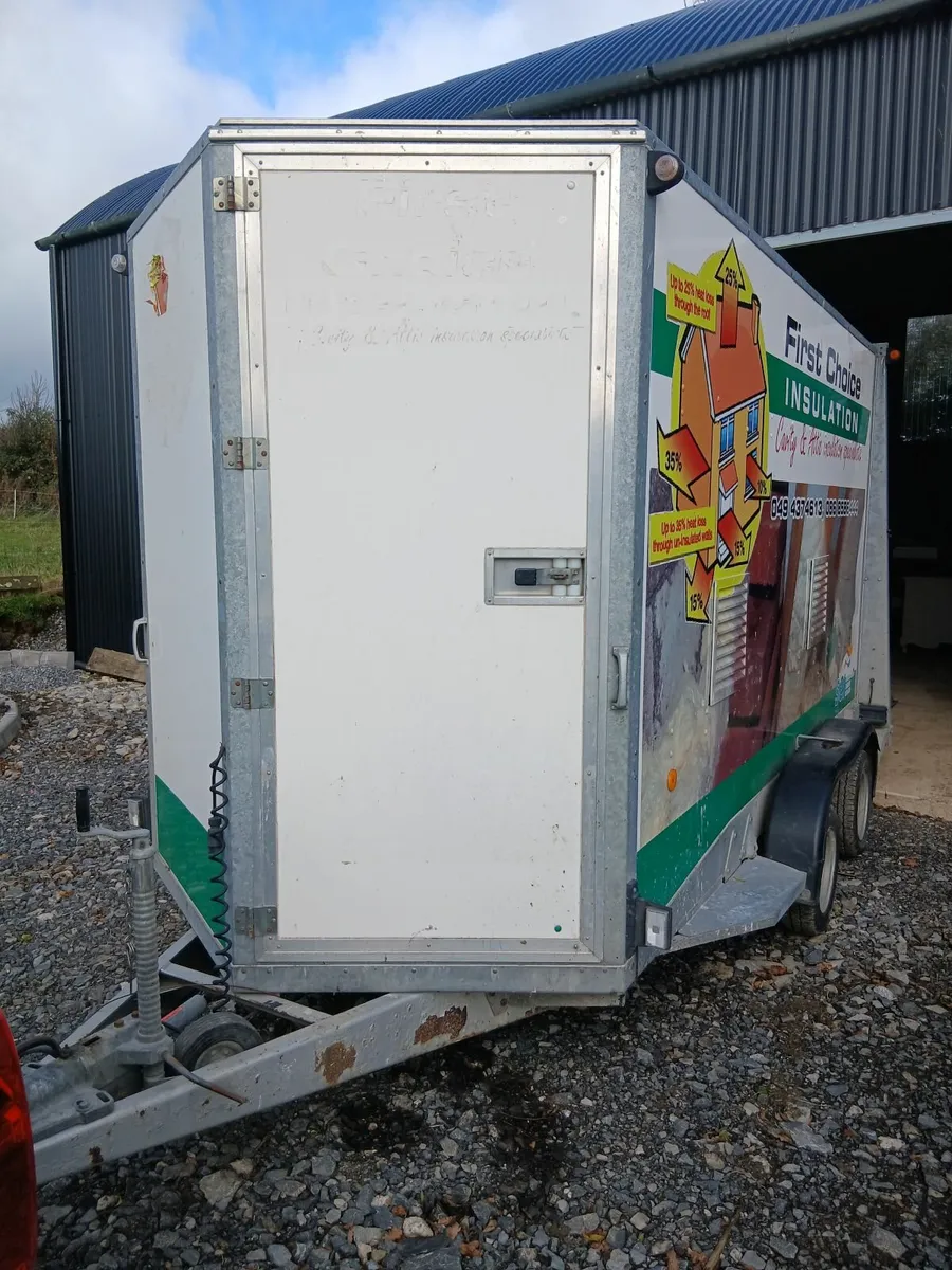 Trailer - Image 1