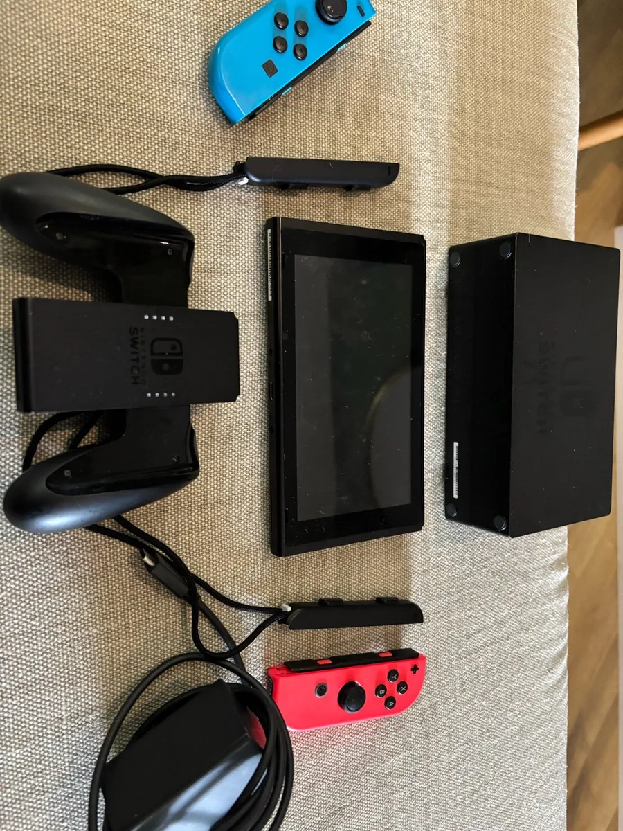 Nintendo Switch - Image 3