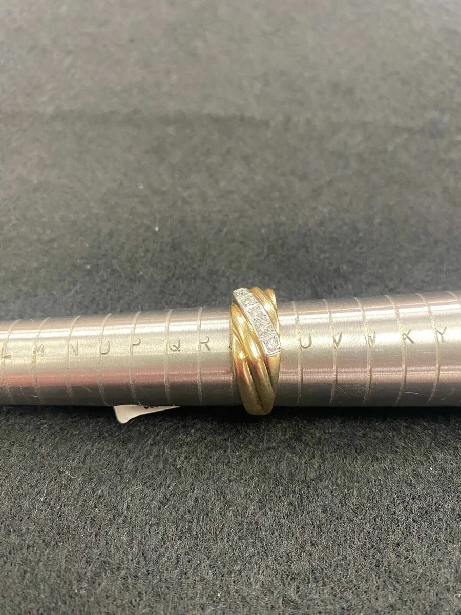 9ct Gold Ring w/ Diamonds 9k - Image 3
