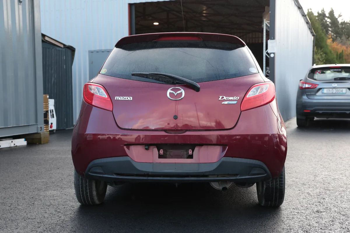 MAZDA DEMIO 2011 RED - Image 3