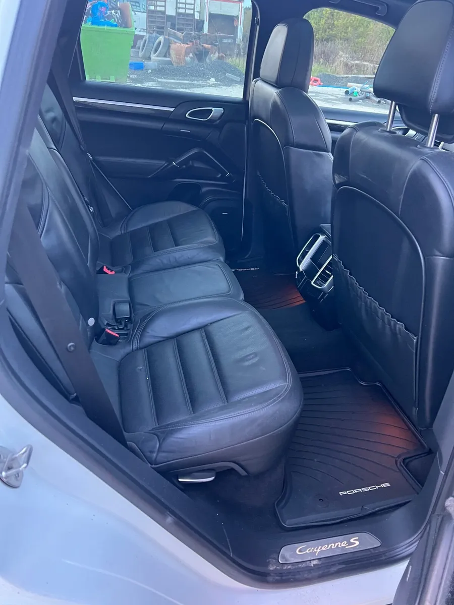 Porsche Cayenne 2013 - Image 3