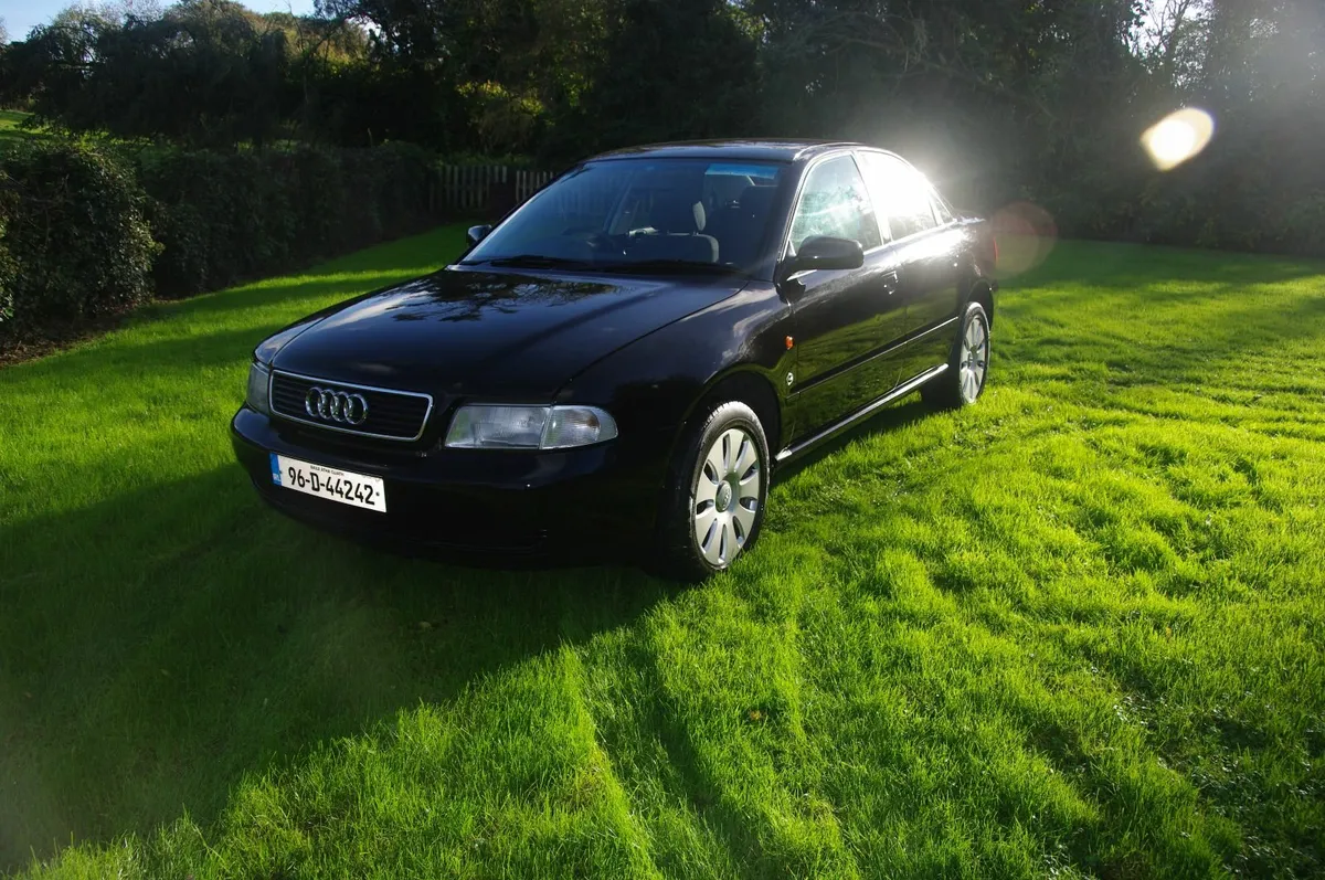Audi A4 1996 - Image 1