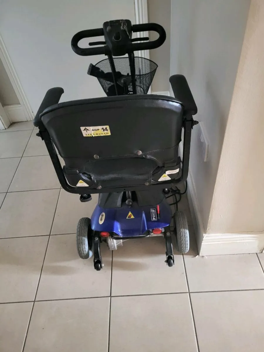 Mobility scooter - Image 2