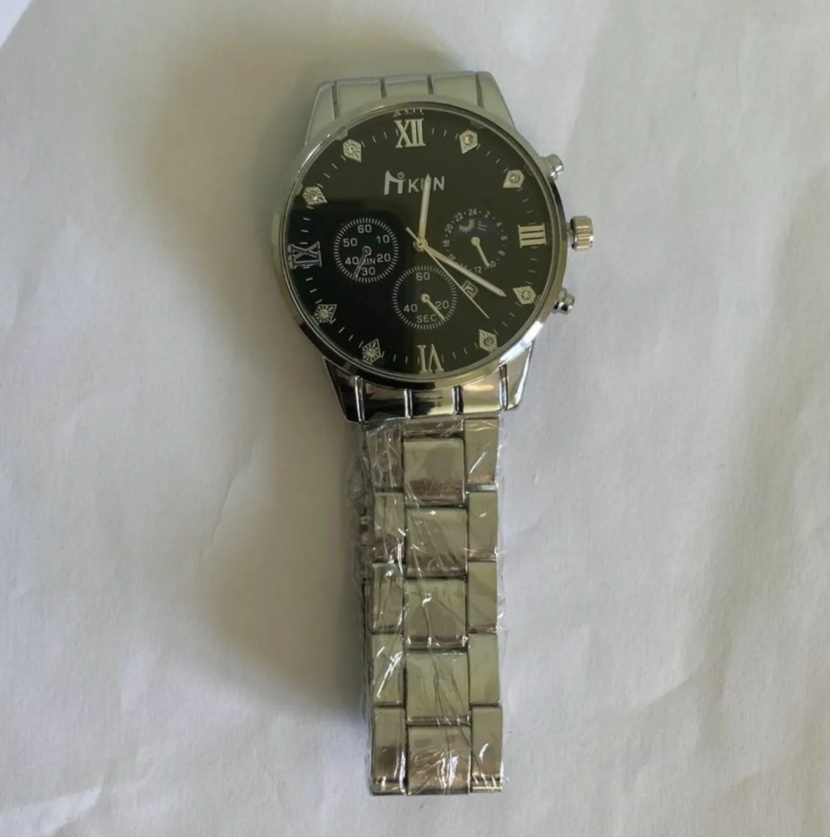 Men’s Silver Stainless Steel Quartz Watch - Image 2