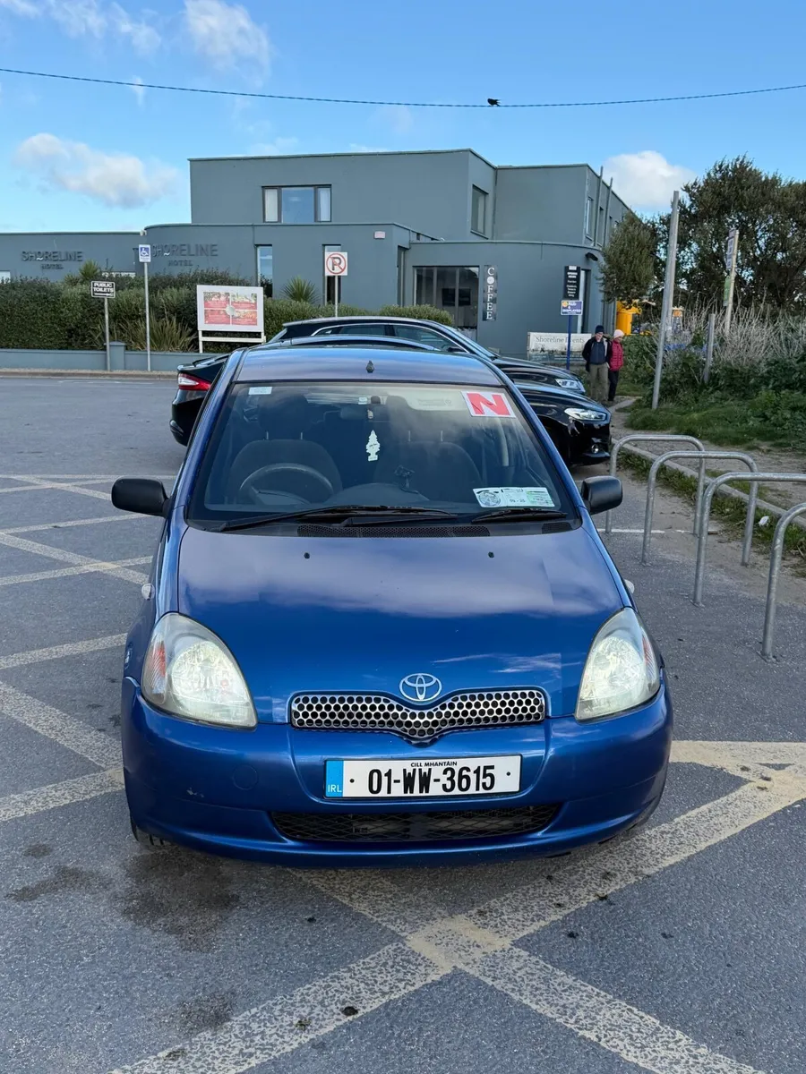 Toyota Yaris 2001 AUTOMATIC - Image 4