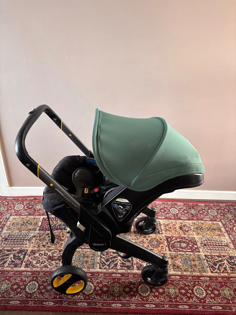 Doona Car Seat Stroller - Image 1