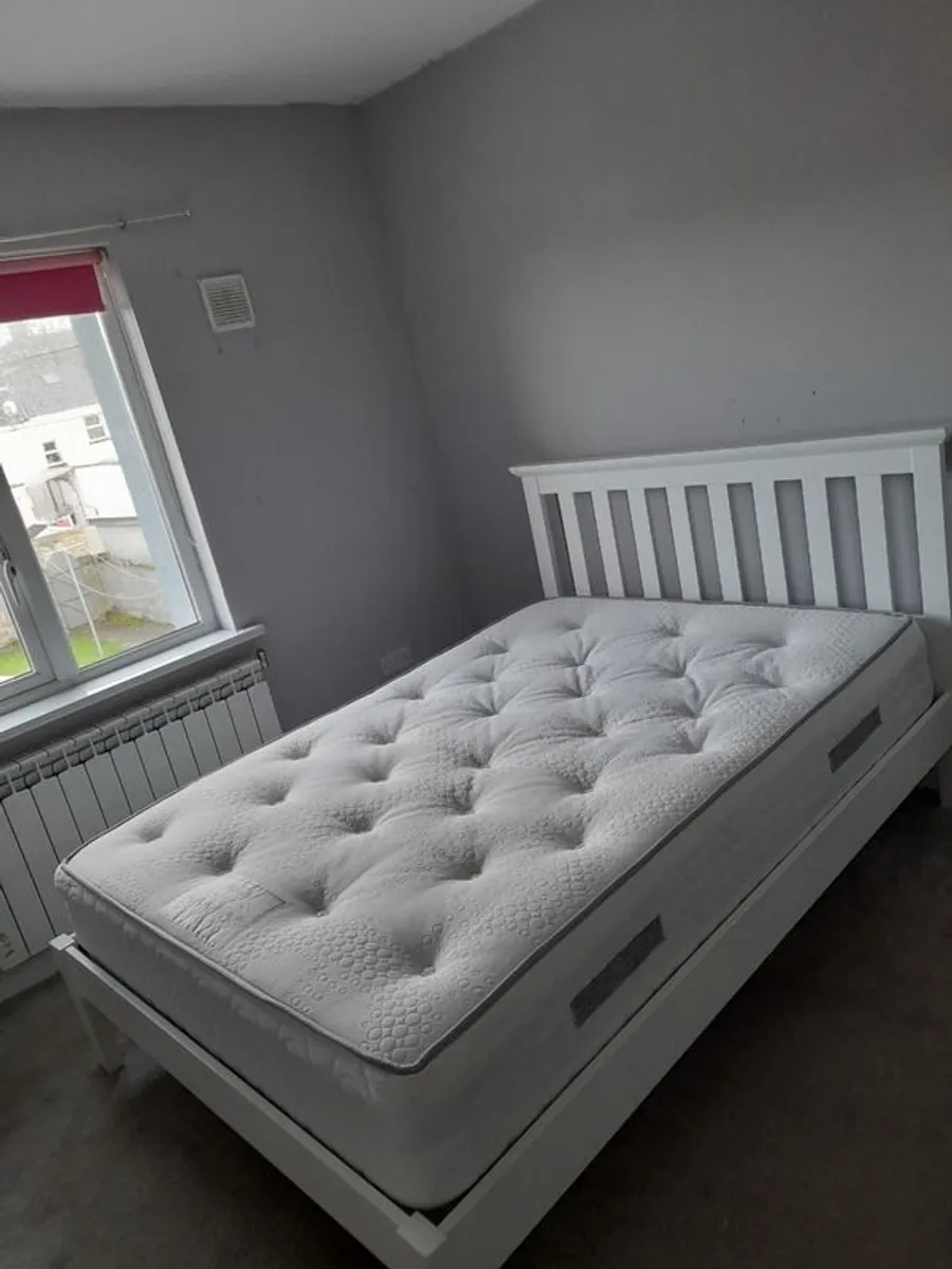Double Bed