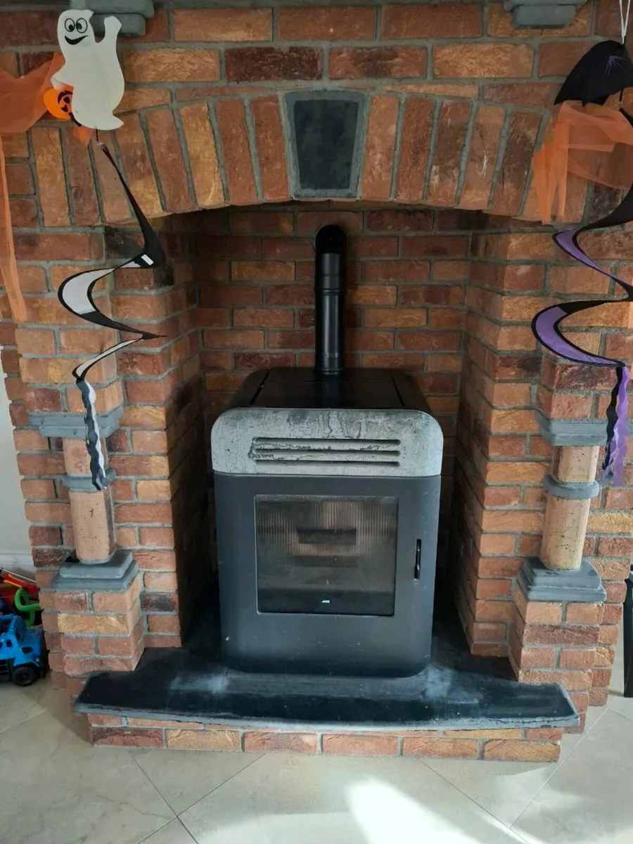 Pellet stove